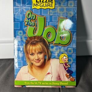 2004 Disney Lizzie Mcguire Paperback Chapter Book On The Job Y2K Hillary Duff